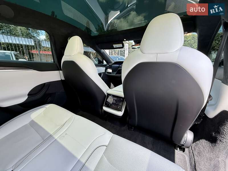 Лифтбек Tesla Model S 2021 в Одессе