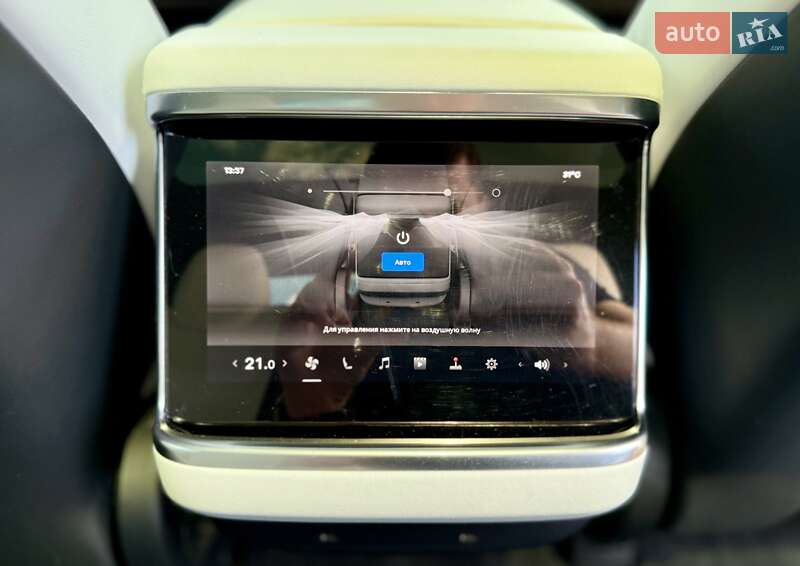 Лифтбек Tesla Model S 2021 в Одессе