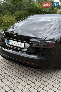 Лифтбек Tesla Model S 2021 в 