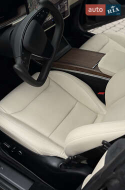 Лифтбек Tesla Model S 2021 в 