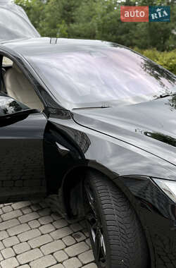 Лифтбек Tesla Model S 2021 в 
