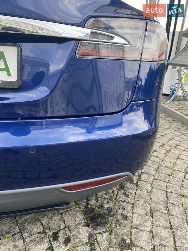 Лифтбек Tesla Model S 2015 в Хмельницком фото 16 Лифтбек Tesla Model S 2015 в Хмельницком