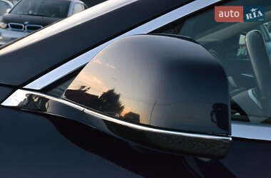 Лифтбек Tesla Model S 2015 в 