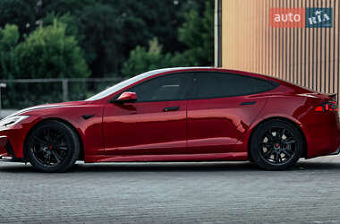 Лифтбек Tesla Model S 2020 в 
