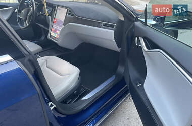 Лифтбек Tesla Model S 2016 в 