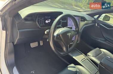 Ліфтбек Tesla Model S 2020 в 
