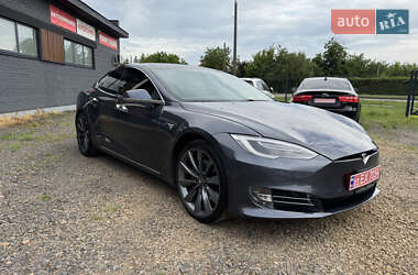 Лифтбек Tesla Model S 2018 в 