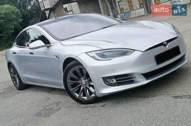 Ліфтбек Tesla Model S 2018 в 