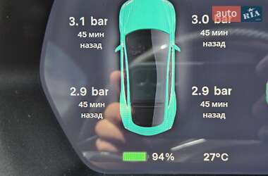 Лифтбек Tesla Model S 2018 в 
