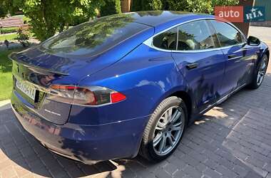 Лифтбек Tesla Model S 2020 в 
