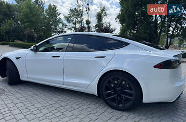 Лифтбек Tesla Model S 2022 в 