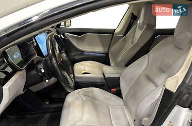 Лифтбек Tesla Model S 2015 в 