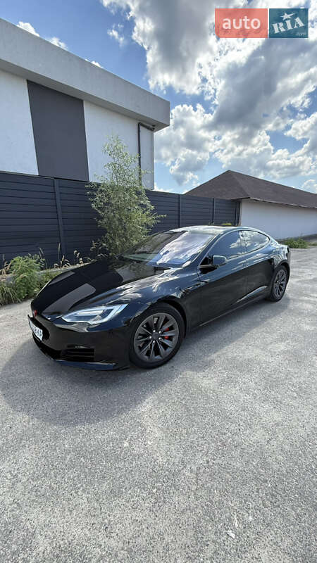 Tesla Model S 2017