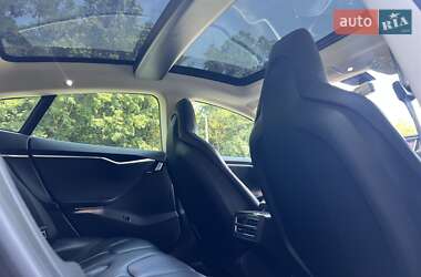 Лифтбек Tesla Model S 2013 в 