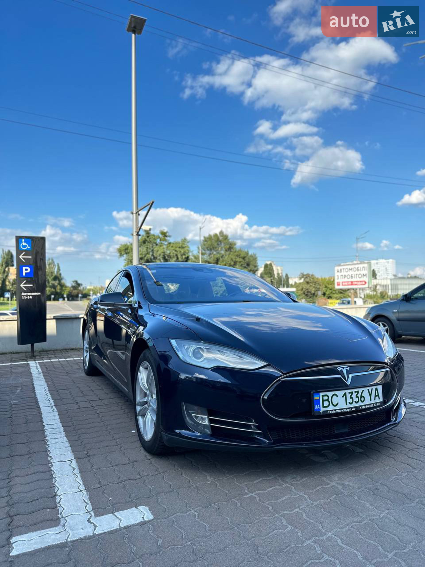 2015 Tesla Model S - мініатюра 2