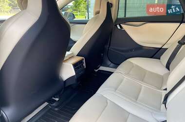 Лифтбек Tesla Model S 2018 в 