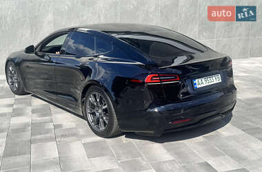 Лифтбек Tesla Model S 2022 в 