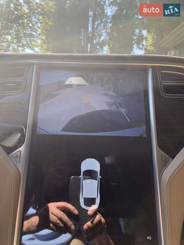 Лифтбек Tesla Model S 2015 в Одессе