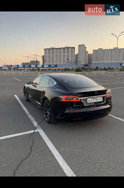 Лифтбек Tesla Model S 2019 в 