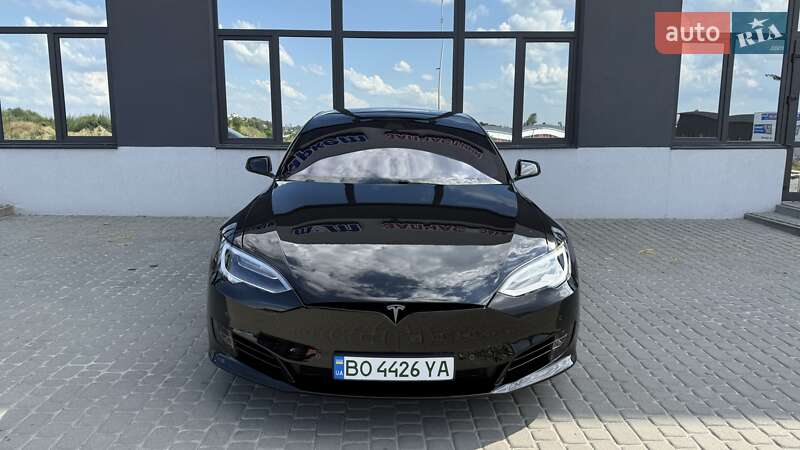 Лифтбек Tesla Model S 2019 в Тернополе
