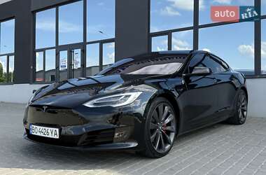 Лифтбек Tesla Model S 2019 в 