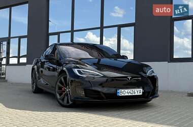 Лифтбек Tesla Model S 2019 в 