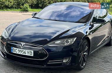 Лифтбек Tesla Model S 2014 в 