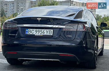 Лифтбек Tesla Model S 2014 в 