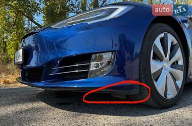 Лифтбек Tesla Model S 2020 в 