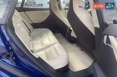 Лифтбек Tesla Model S 2018 в 