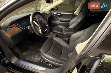 Лифтбек Tesla Model S 2016 в 