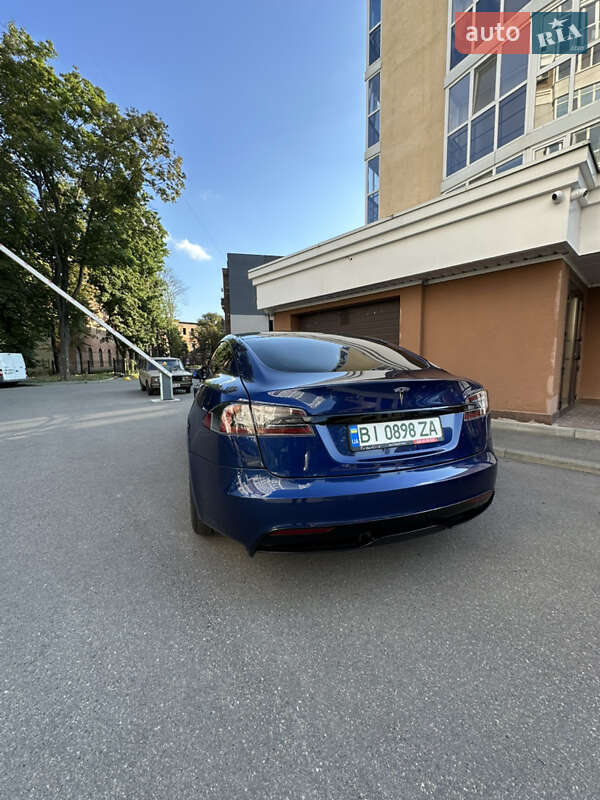 Лифтбек Tesla Model S 2021 в Полтаве
