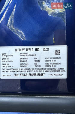 Лифтбек Tesla Model S 2021 в 