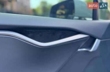 Лифтбек Tesla Model S 2018 в 