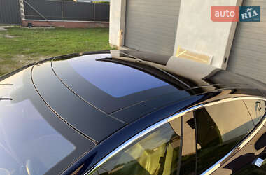 Лифтбек Tesla Model S 2013 в 