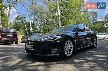 Лифтбек Tesla Model S 2017 в 