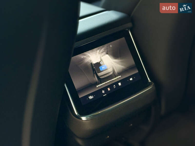 Лифтбек Tesla Model S 2021 в Харькове