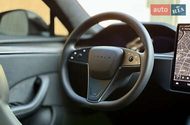 Лифтбек Tesla Model S 2021 в 