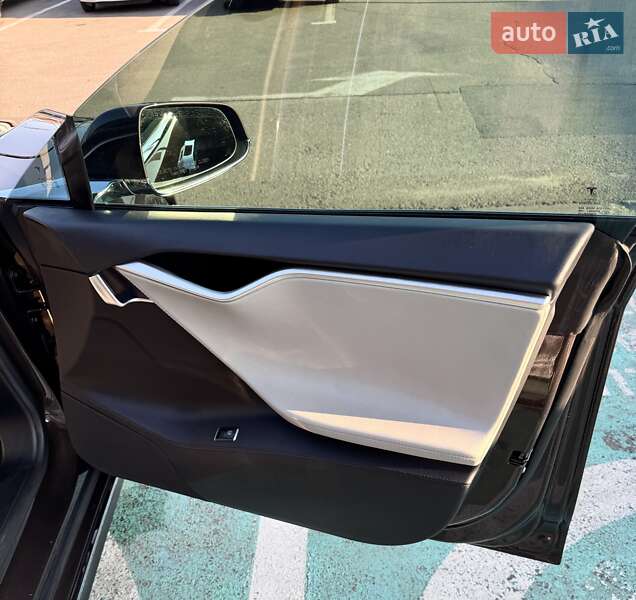 Лифтбек Tesla Model S 2013 в Харькове