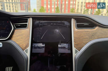 Лифтбек Tesla Model S 2018 в 