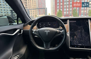 Лифтбек Tesla Model S 2018 в 
