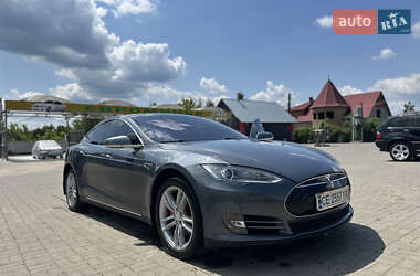 Лифтбек Tesla Model S 2013 в 