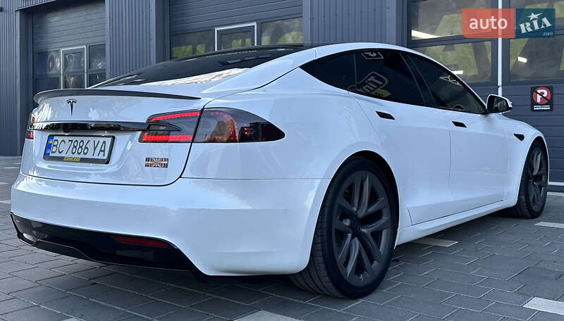 Лифтбек Tesla Model S 2021 в Дрогобыче