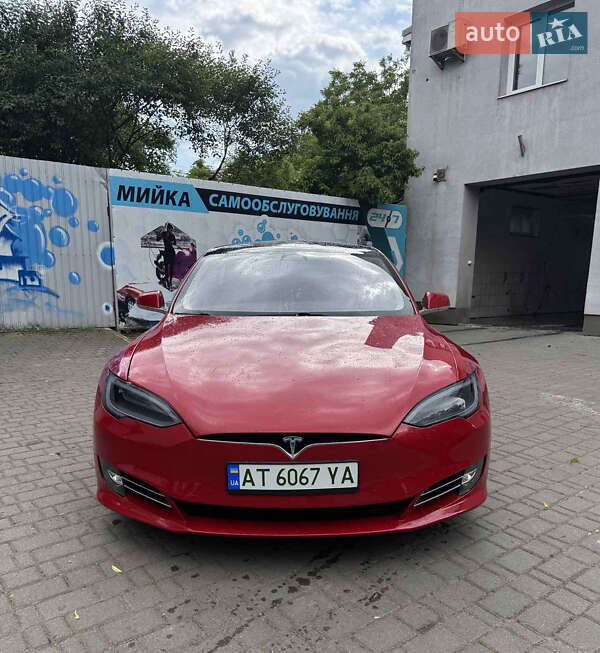 Tesla Model S 2017