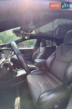 Лифтбек Tesla Model S 2018 в 