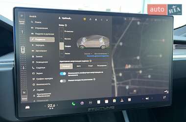 Лифтбек Tesla Model S 2022 в 