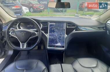 Ліфтбек Tesla Model S 2013 в 