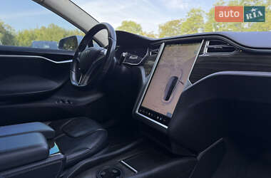 Лифтбек Tesla Model S 2014 в 