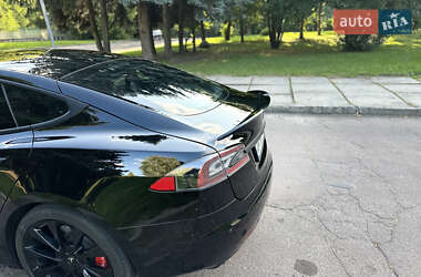 Лифтбек Tesla Model S 2018 в 