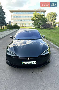 Лифтбек Tesla Model S 2018 в 